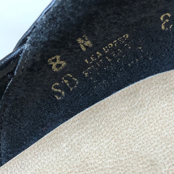 Not your ordinary black pump! - Picture 7 of 8